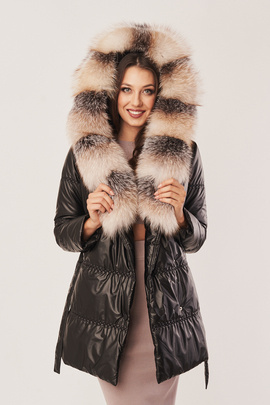 Svart dunjakke dame med ekte pels – lang vinterjakke med belte og luksusdesign