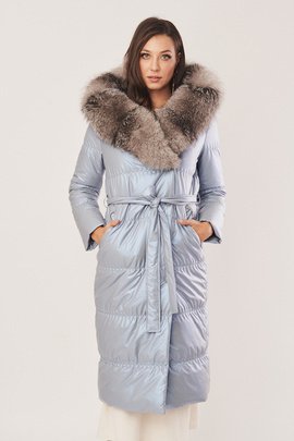 Lang lys blå dunjakke dame med hette og sølv lis-pels – elegant vinterjakke